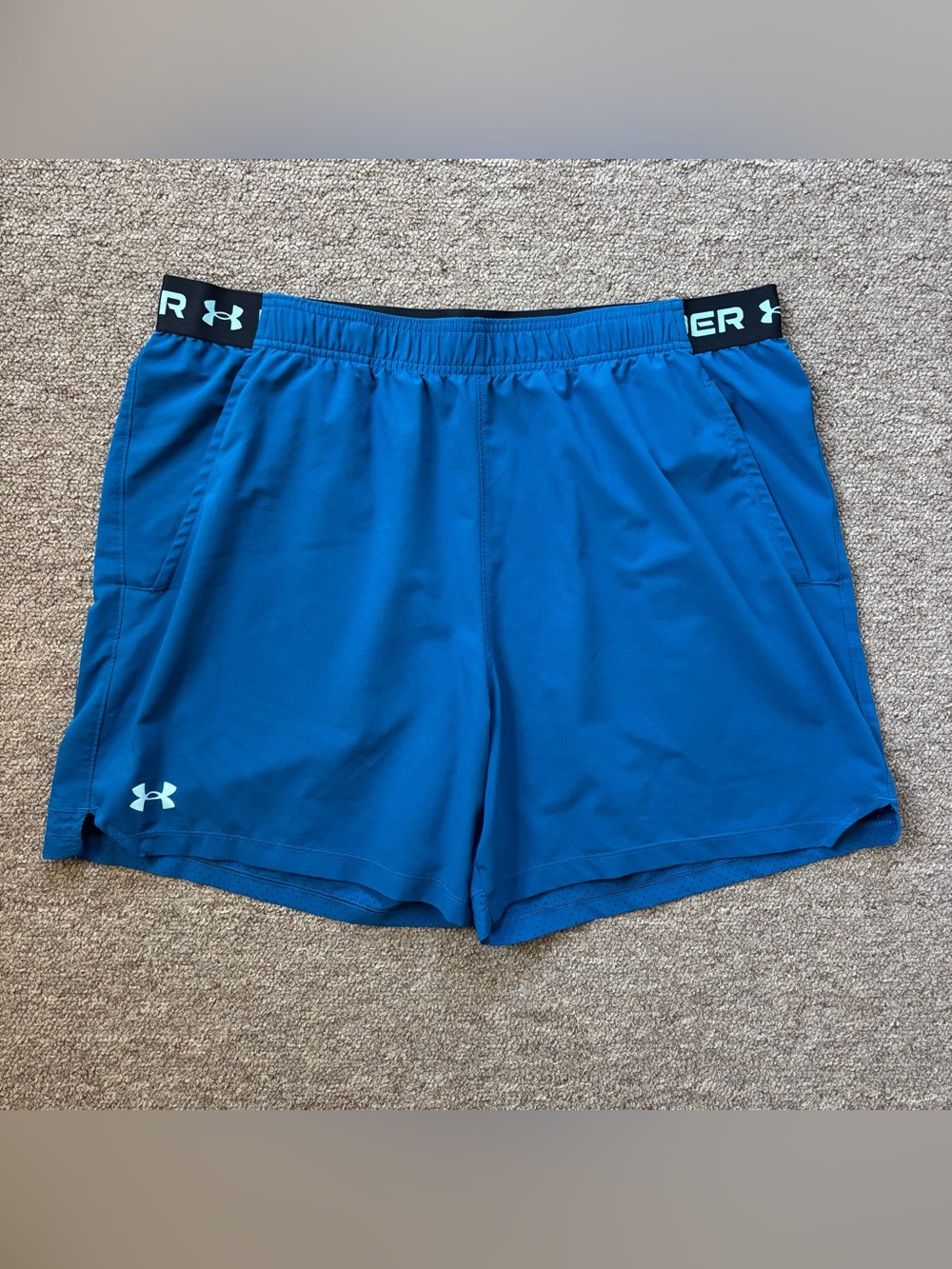 Under Armour Shorts Size XXL